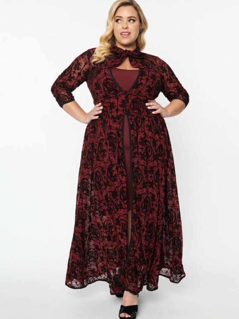 Unique Vintage Tallullah La Catrina Flocked Mesh 50’s Duster Burgundy
